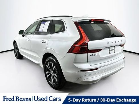Used 2023 Volvo XC60 B5 Core AWD/4WD image 8