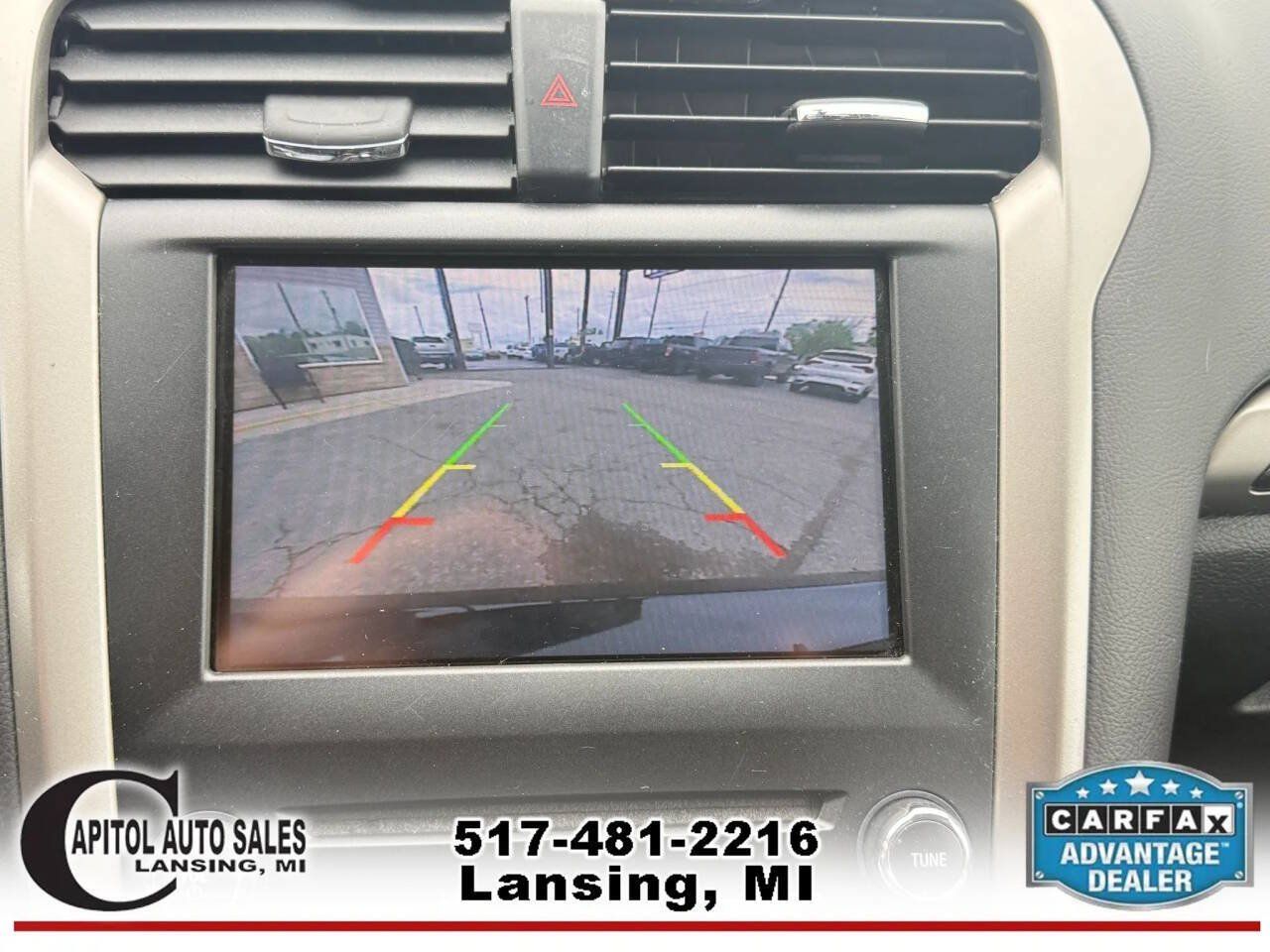 Used 2014 Ford Fusion SE w/ Equipment Group 202A FWD image 21