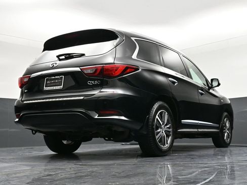 Used 2019 INFINITI QX60 Luxe w/ Essential Package image 32