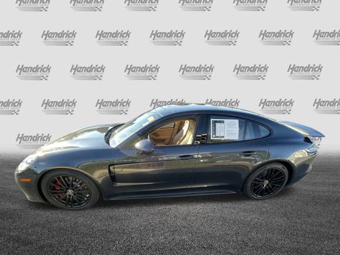Used 2023 Porsche Panamera GTS image 6