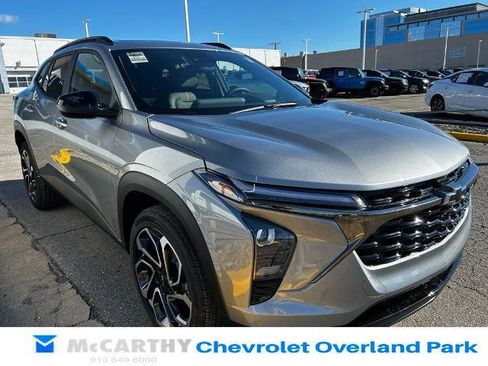 New 2026 Chevrolet Trax RS w/ Sunroof Package image 7