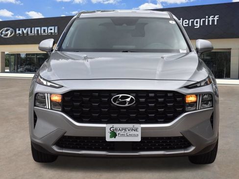 Used 2023 Hyundai Santa Fe SE FWD image 3