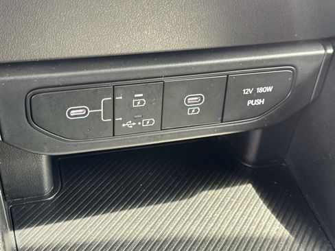 Used 2025 Kia K4 FWD image 19