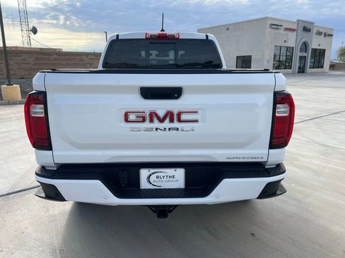 Used 2026 GMC Canyon Denali image 4