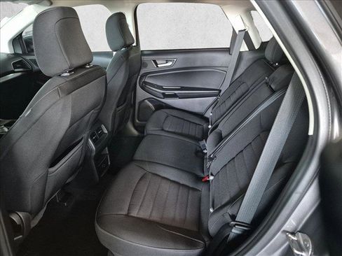 Used 2022 Ford Edge SE w/ Black Appearance Package AWD/4WD image 20