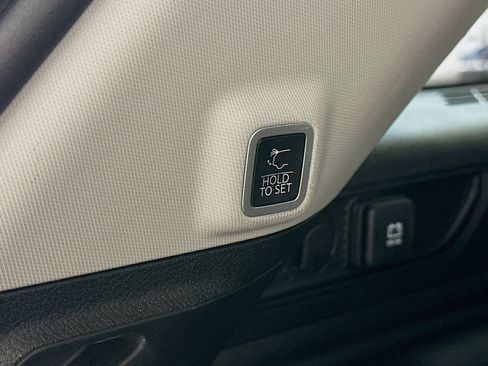 Used 2022 Jeep Grand Cherokee Limited 4xe w/ MOPAR Finishing Package image 32