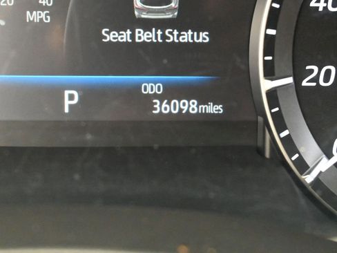 Used 2020 Toyota Highlander Limited image 20