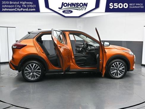 Used 2024 Nissan Kicks SV FWD image 36