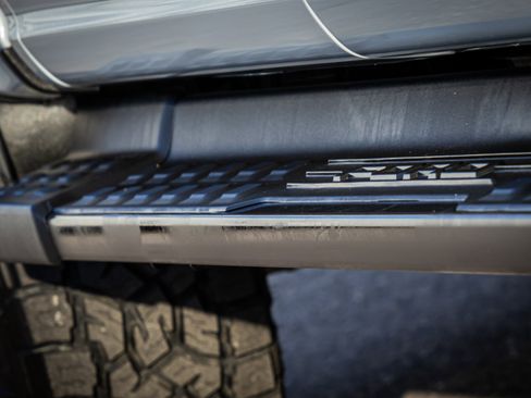 New 2025 Ford F150 Lightning Lariat image 18