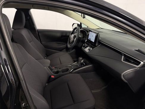 Used 2023 Toyota Corolla LE w/ LE Convenience Package FWD image 37
