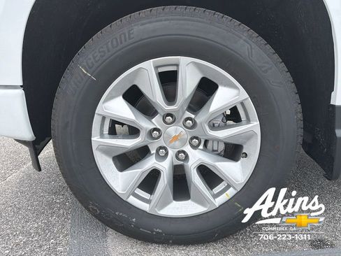 New 2026 Chevrolet Silverado 1500 Custom RWD image 11