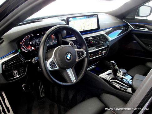Used 2023 BMW 540i w/ M Sport Package RWD image 29
