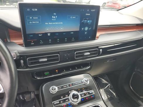 Certified 2023 Lincoln Nautilus Reserve AWD/4WD image 18
