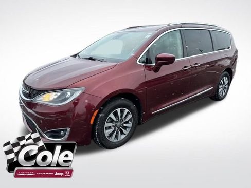 Used 2020 Chrysler Pacifica Touring-L Plus w/ Advanced Safetytec Group image 1
