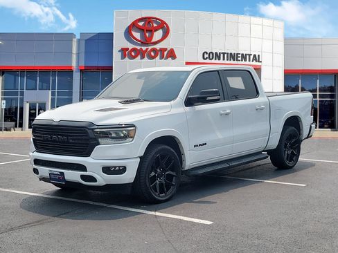 Used 2022 RAM 1500 Laramie AWD/4WD image 4