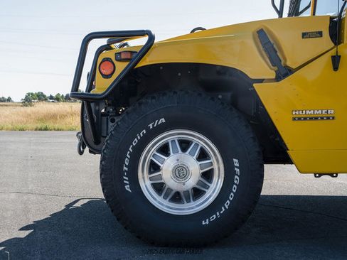 Used 2001 HUMMER H1 4-Door Wagon image 4