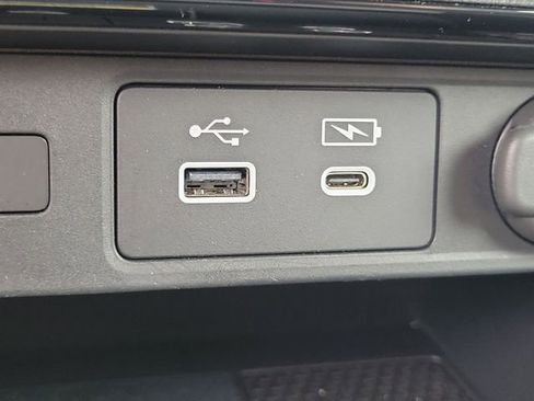 Used 2024 Honda CR-V Sport Touring image 27