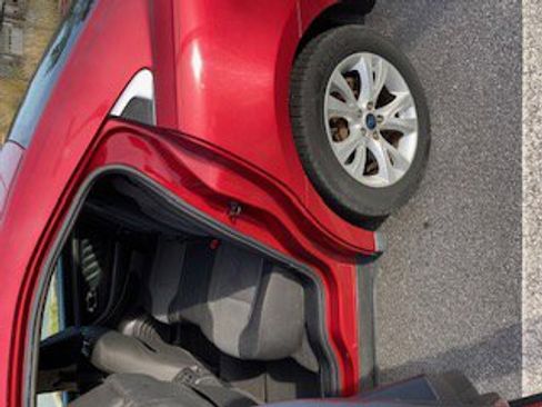 Used 2011 Ford Taurus SEL w/ 201A Rapid Spec Order Code image 6