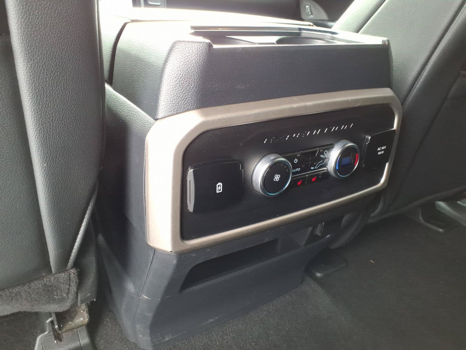 Used 2024 Ford Expedition Max Limited AWD/4WD image 13