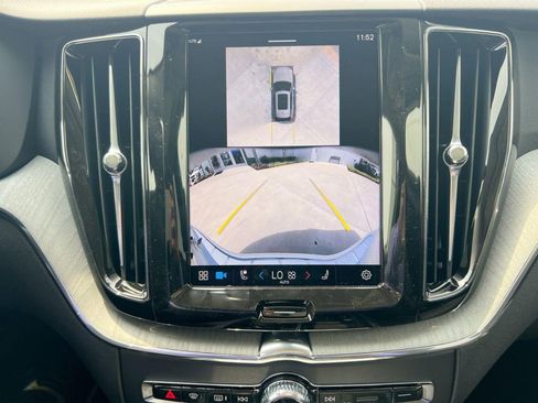 New 2025 Volvo XC60 B5 Plus w/ Protection Package Premier image 19