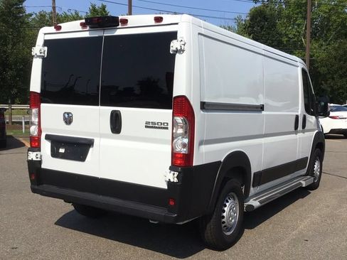 Used 2025 RAM ProMaster 2500 w/ U-Haul Equipment Group FWD image 7