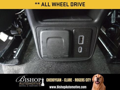 Used 2023 Chevrolet TrailBlazer RS w/ Convenience Package AWD/4WD image 19