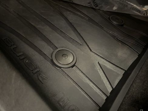 Used 2025 Buick Envista Preferred w/ Convenience I Package image 28