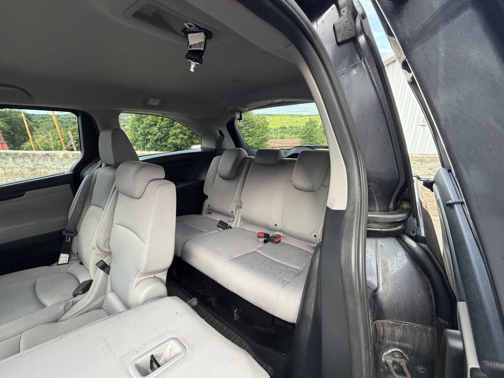 Used 2022 Honda Odyssey EX image 11