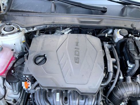 Used 2025 Hyundai Sonata SE FWD image 30