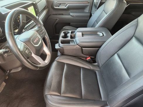 Used 2025 GMC Sierra 1500 SLT AWD/4WD image 12