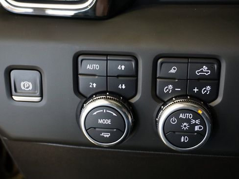 Certified 2024 GMC Sierra 1500 Denali Ultimate image 24