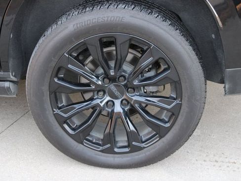 Used 2021 GMC Yukon Denali image 32