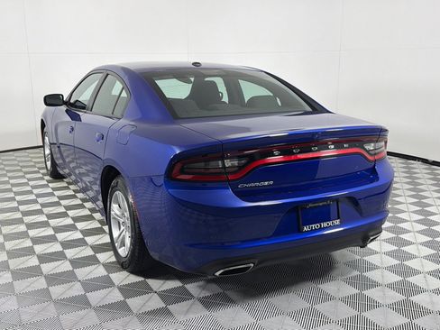 Used 2021 Dodge Charger SXT w/ Driver Convenience Group RWD image 7