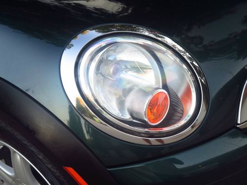 Used 2010 MINI Cooper Convertible FWD image 31