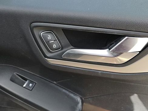 Used 2021 Ford Escape SEL image 35