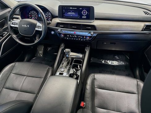 Used 2022 Kia Telluride EX w/ EX Premium Package image 12