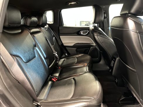 Used 2023 Jeep Compass Limited AWD/4WD image 32