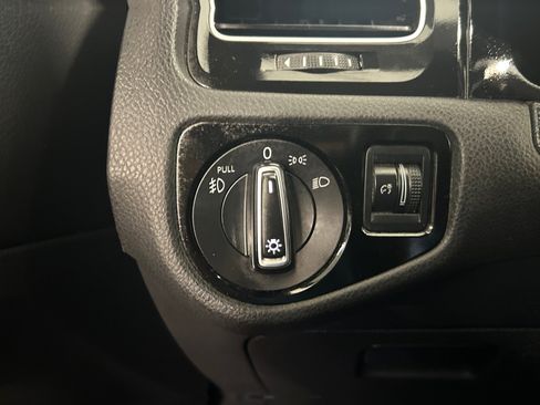 Used 2015 Volkswagen GTI S FWD image 20
