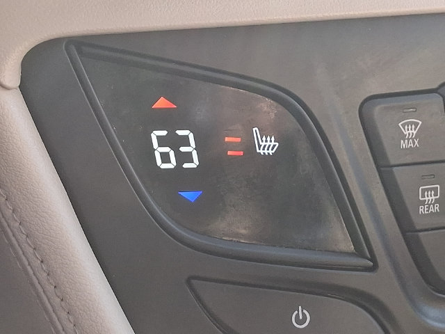 Used 2020 Buick Envision Essence FWD image 23