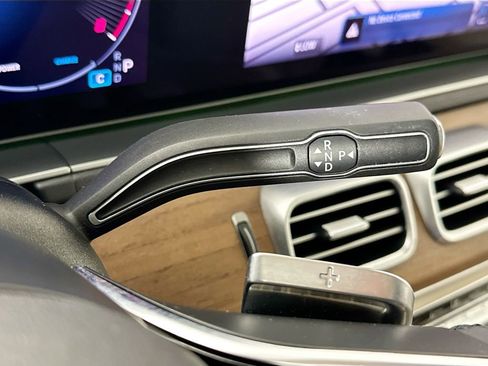 Used 2024 Mercedes-Benz GLE 350 4MATIC image 17