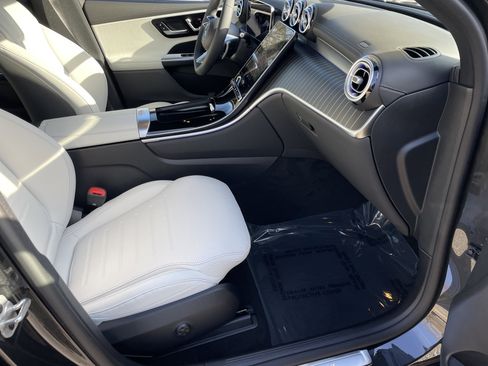 New 2026 Mercedes-Benz GLC 300 4MATIC image 43