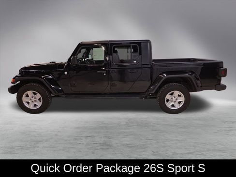 Used 2021 Jeep Gladiator Sport image 3