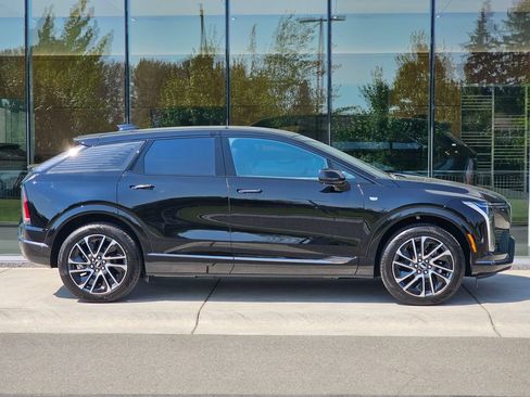New 2026 Cadillac Optiq Sport 1 AWD/4WD image 6