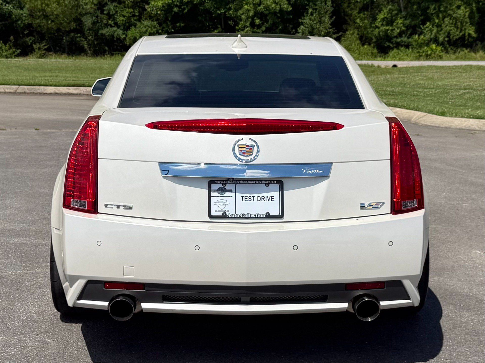 Used 2011 Cadillac CTS V RWD image 5