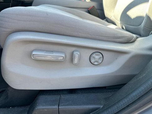 Used 2019 Honda Odyssey EX image 17