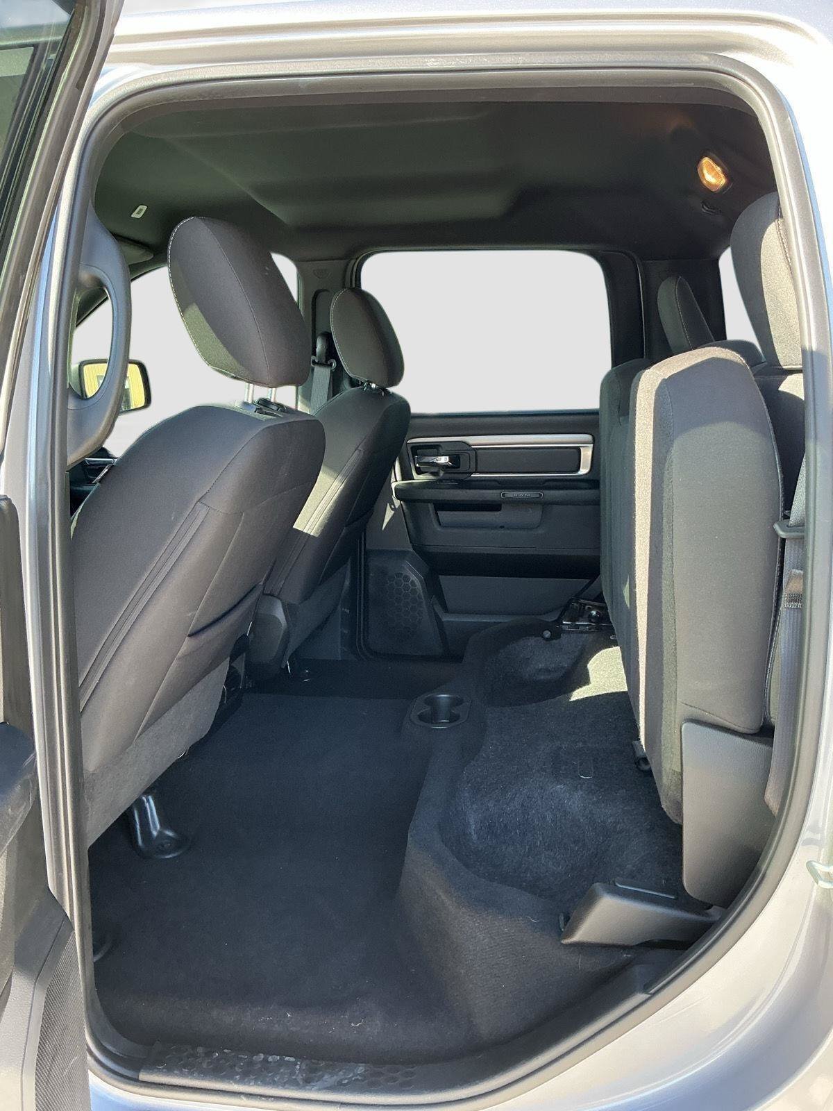 Used 2024 RAM 1500 Warlock AWD/4WD image 20