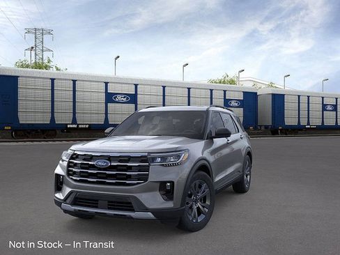 New 2026 Ford Explorer Active image 9