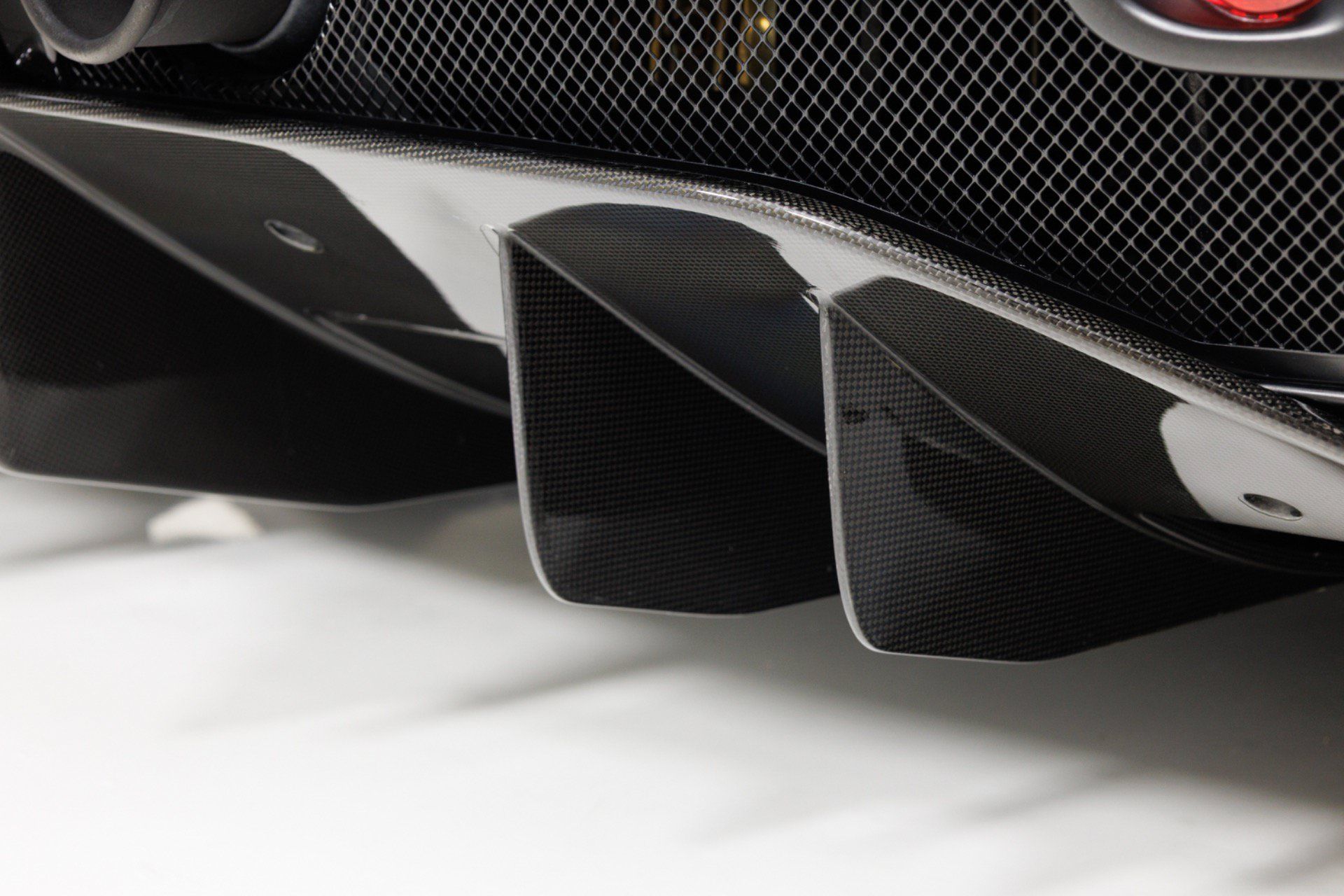 Used 2015 Ferrari 458 Speciale Coupe RWD image 82