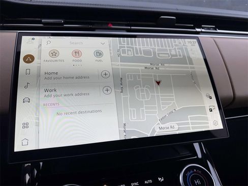 Used 2023 Land Rover Range Rover Sport SE Dynamic image 21