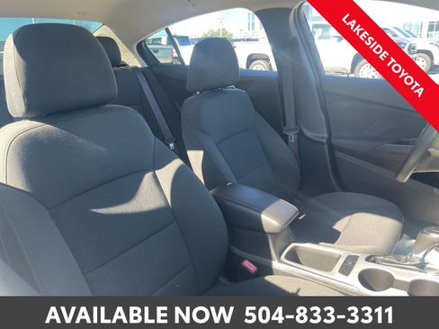 Used 2017 Chevrolet Cruze LS image 15
